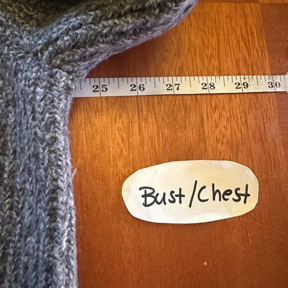 Gray Knit Sweater With Button Shoulder Detail Ava & Viv Womens Size 1X - Picture 3 of 6